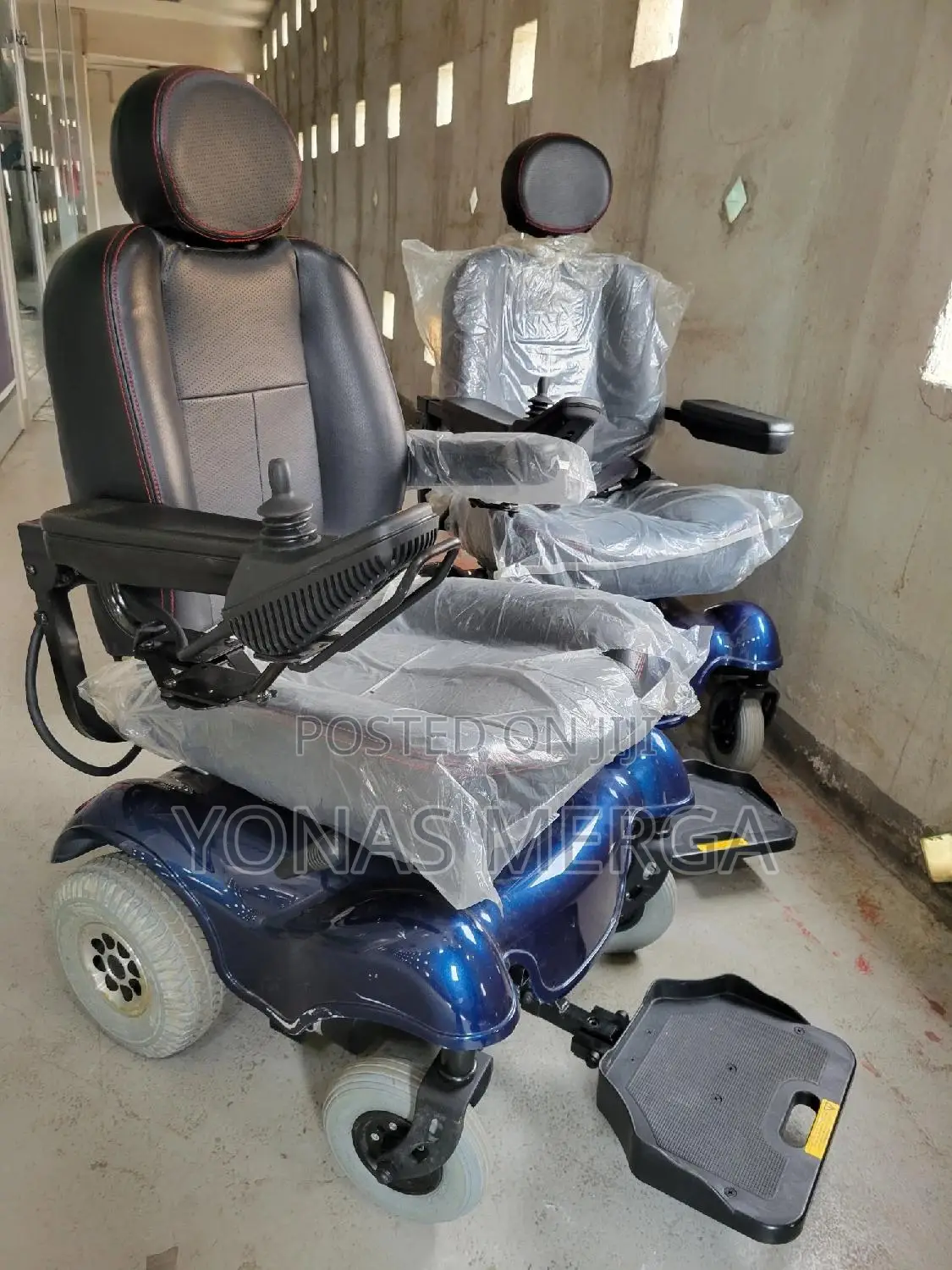 Electric/Activecare Medalist Power Wheelchair With Foldable Seat