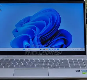 Photo - New Laptop HP Pavilion 15 8GB Intel Core I5 SSD 1T