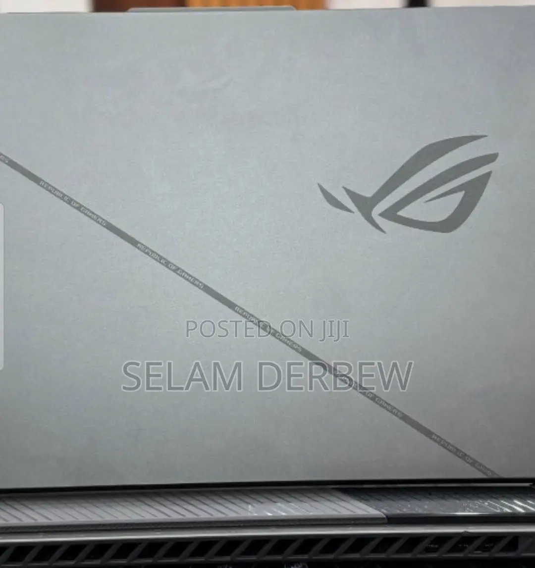 New Laptop Asus ROG Strix G15 16GB Intel Core I9 SSD 1T
