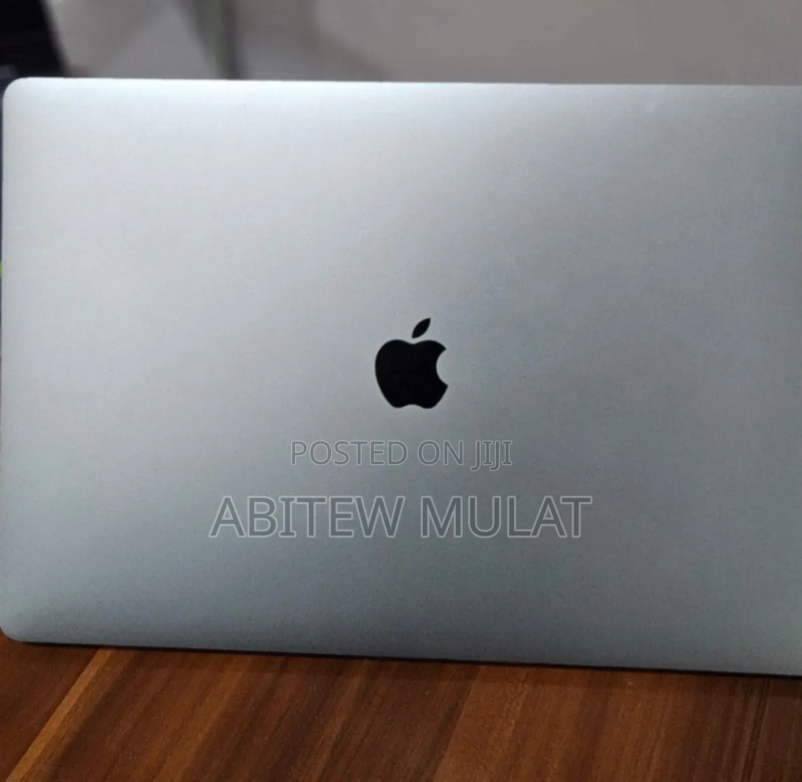 New Laptop Apple MacBook Pro 2019 16GB Intel Core I9 SSD 1T
