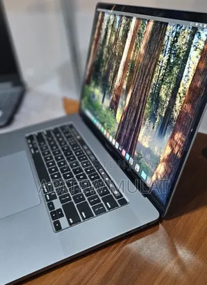 New Laptop Apple MacBook Pro 2019 16GB Intel Core I9 SSD 1T