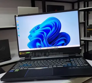 Photo - New Laptop HP Envy 15 8GB Intel Core I5 SSD 512GB