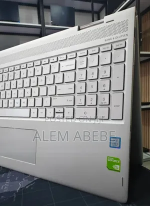 New Laptop HP Envy X360 8GB Intel Core I5 SSD 512GB