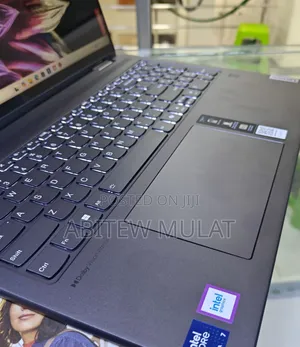 New Laptop Lenovo Yoga 7i 16GB Intel Core Ultra 7 SSD 1T