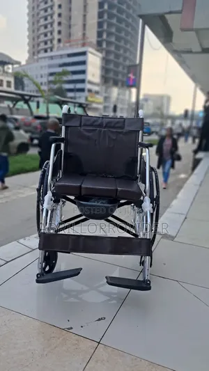 Photo - Shower Wheelchair 水wheelchair廿wheelchair 手wheelchair 山wheelchair 手whee