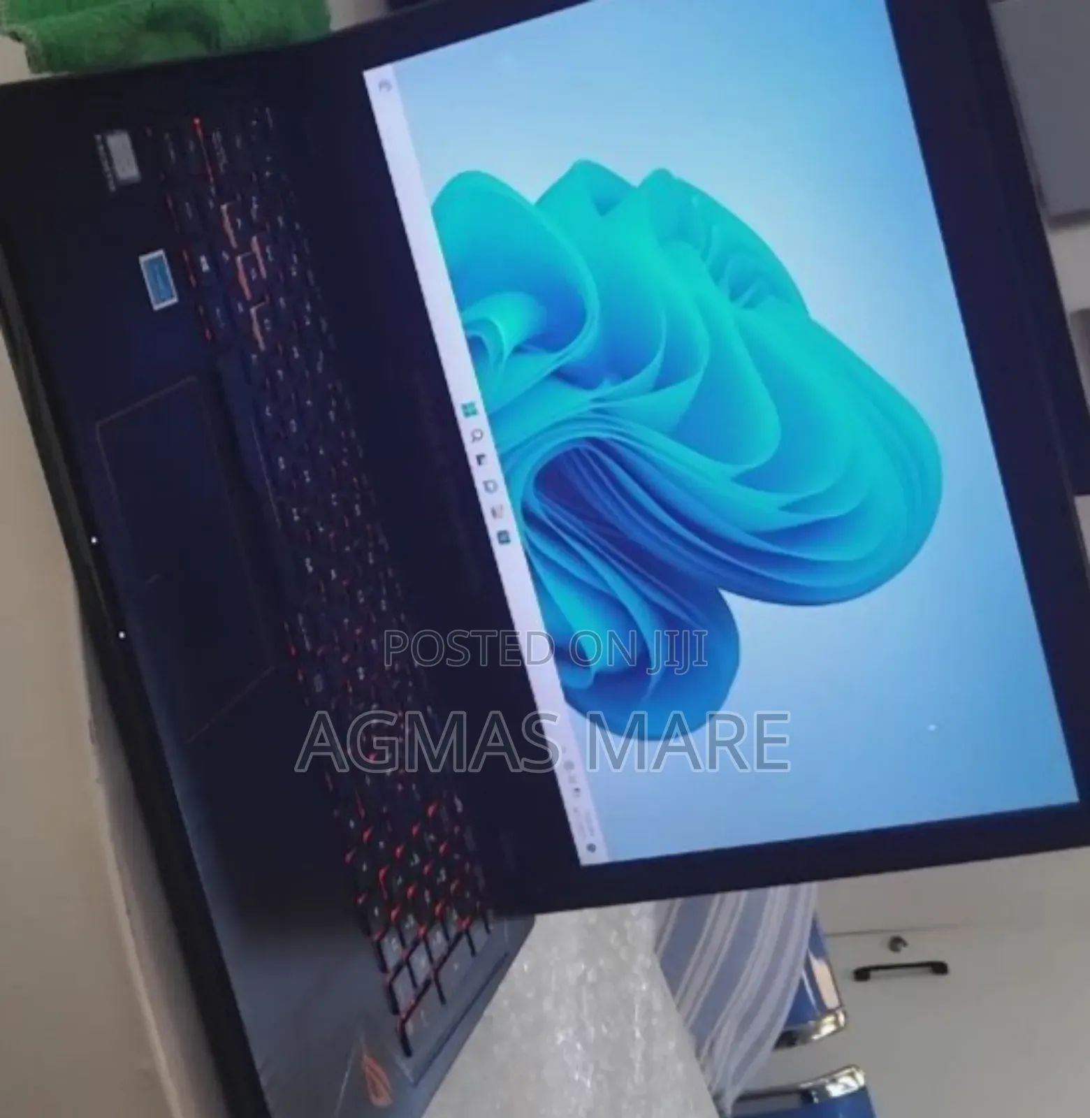 New Laptop Asus T100 8GB Intel Core I5 SSD 256GB