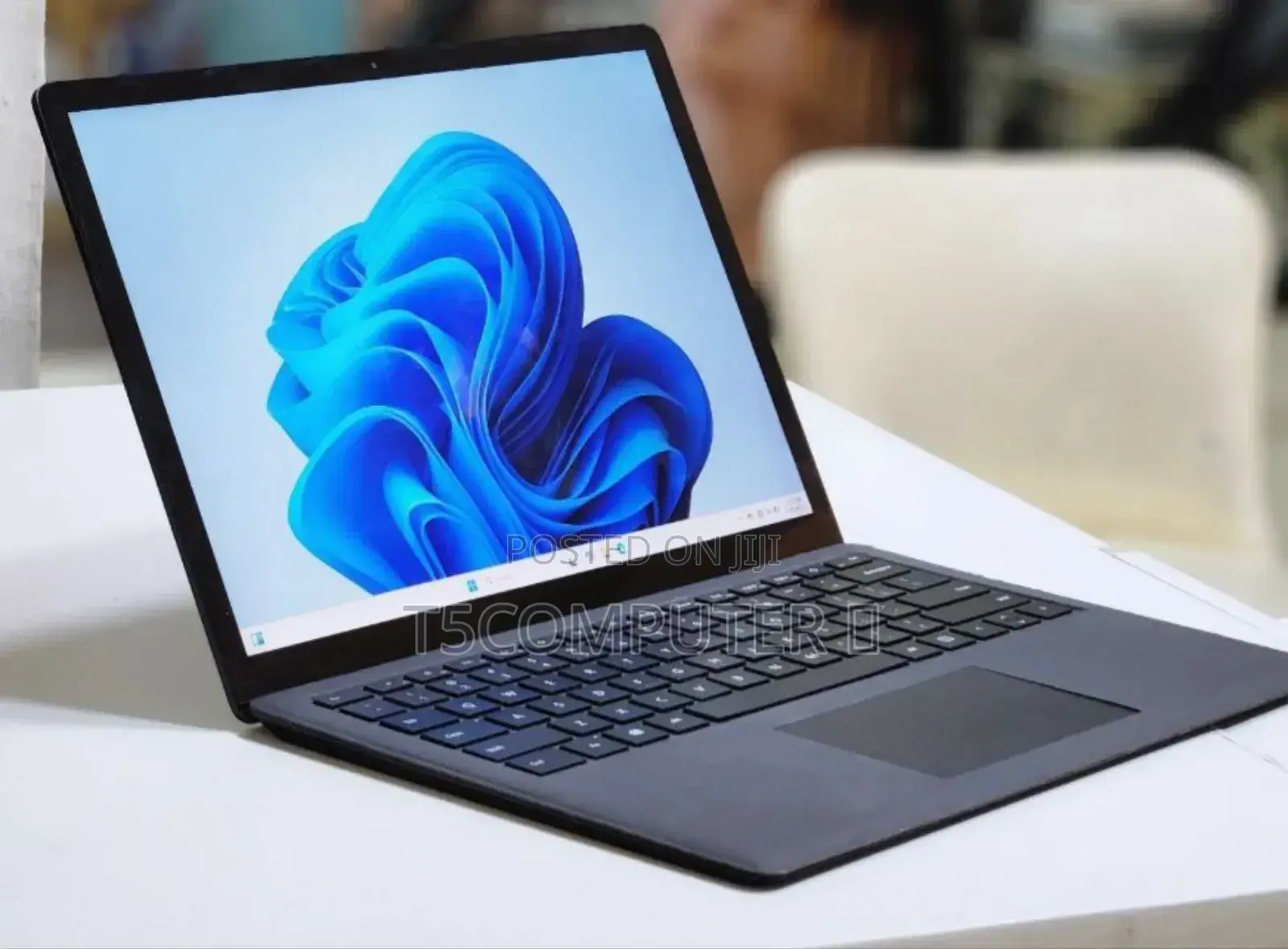 New Laptop Microsoft Surface 16GB Intel Core I7 SSD 512GB