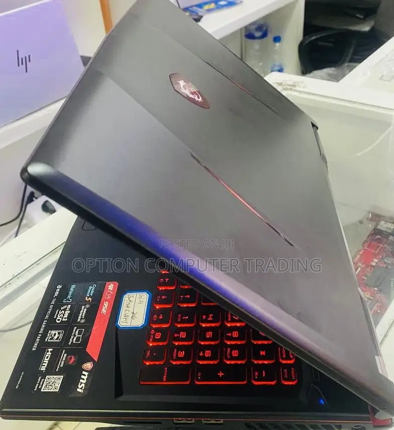 New Laptop MSI 16GB Intel Core I7 SSD 512GB
