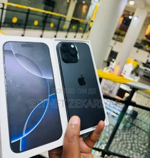 New Apple iPhone 16 Pro Max 256 GB Black