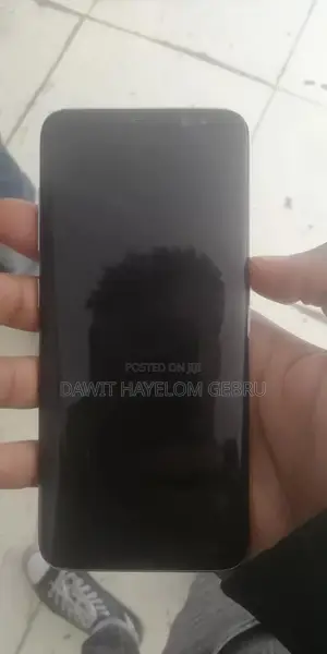 Photo - Samsung Galaxy S8 64 GB Blue