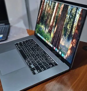 Photo - New Laptop Apple MacBook Pro 2019 16GB Intel Core I9 SSD 1T