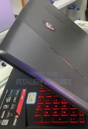 New Laptop MSI 16GB Intel Core I7 SSD 512GB