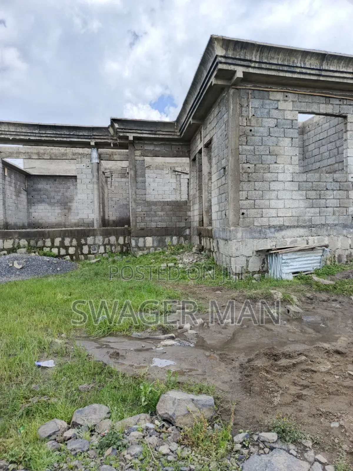 5bdrm Villa in ጣፎ, Yeka for sale