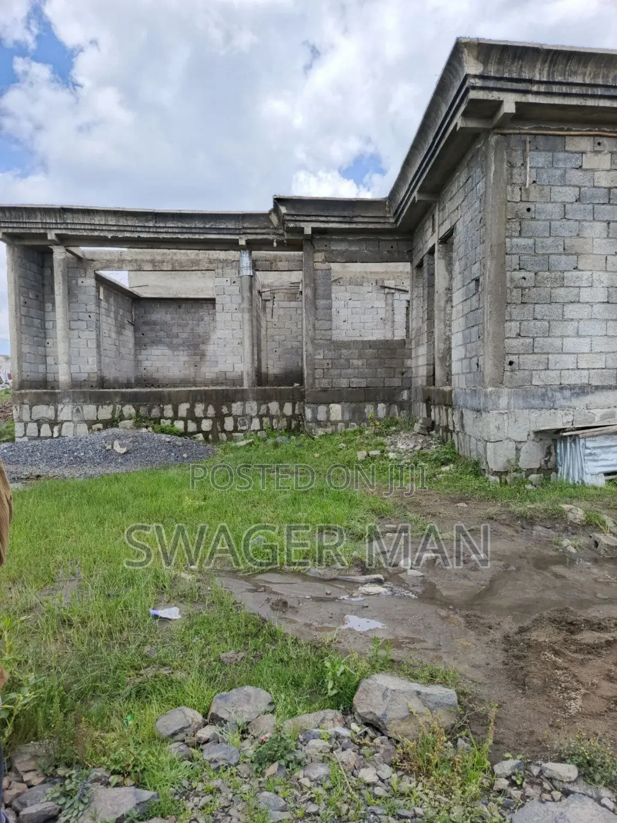 5bdrm Villa in ጣፎ, Yeka for sale