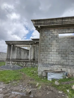 5bdrm Villa in ጣፎ, Yeka for sale