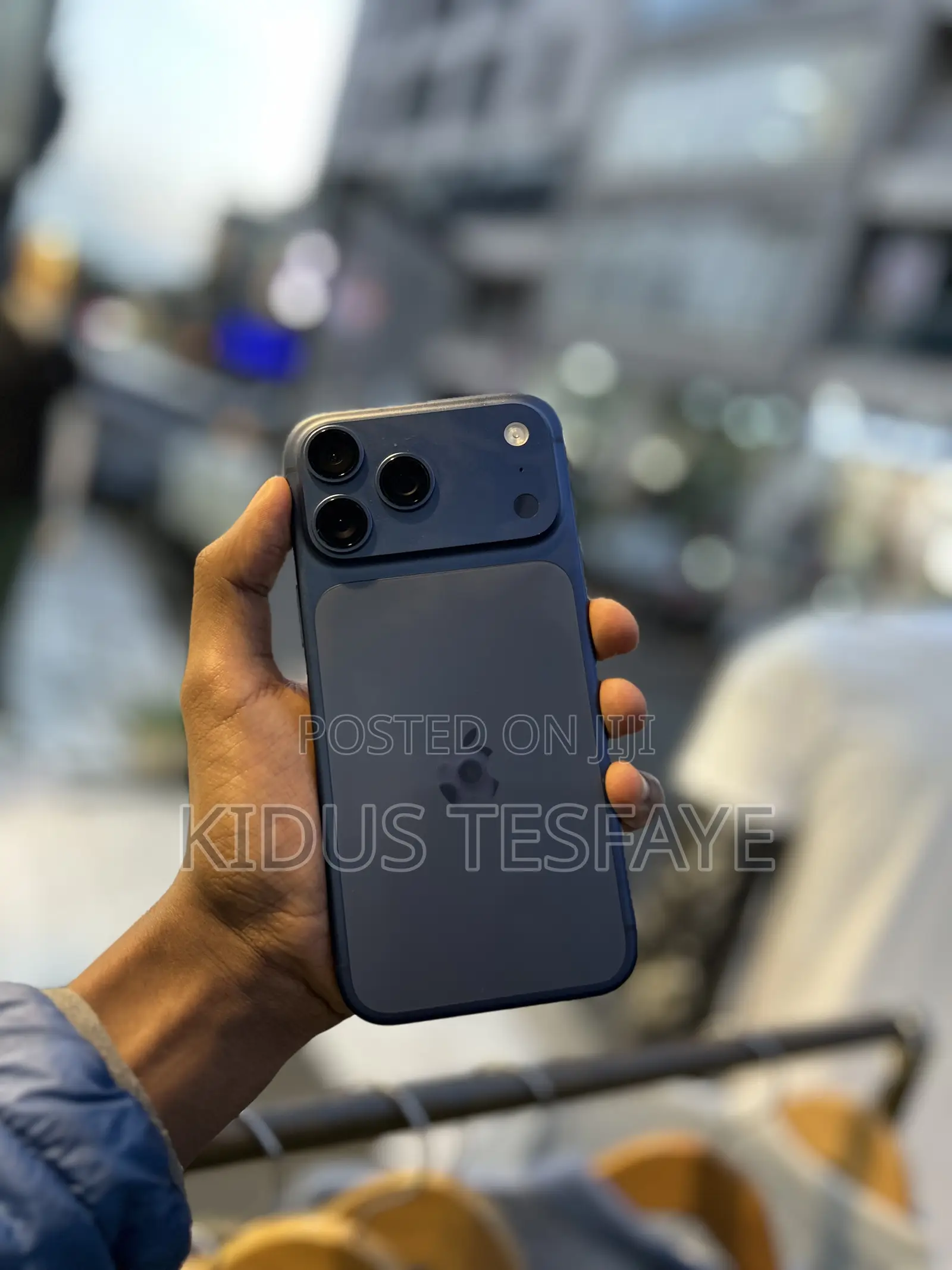 New Apple iPhone 17 Pro Max 256 GB Blue