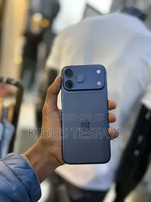 New Apple iPhone 17 Pro Max 256 GB Blue