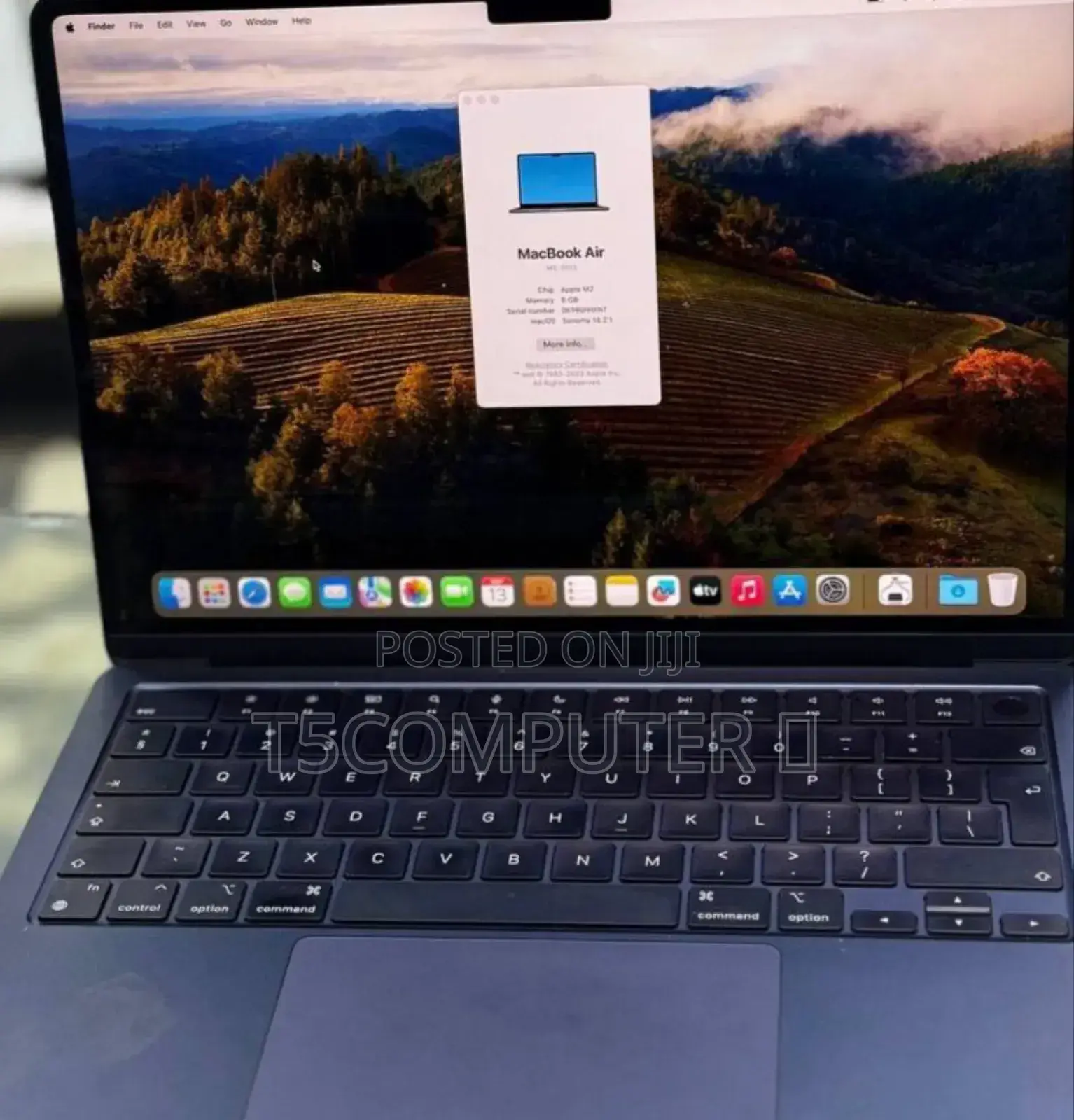 New Laptop Apple MacBook Air 2022 M2 8GB Apple M2 SSD 256GB