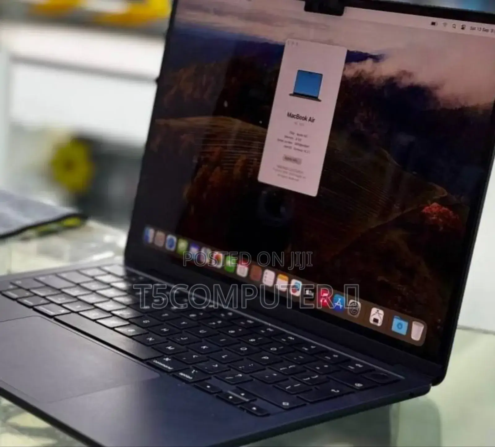 New Laptop Apple MacBook Air 2022 M2 8GB Apple M2 SSD 256GB