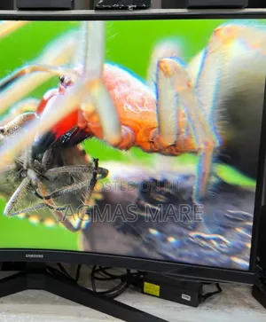 Photo -  Samsung 32-Inch Curved Gaming Monitor – 144ed