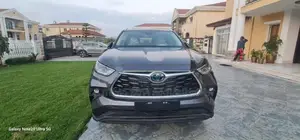 Photo - New Toyota Highlander Hybrid 2024 Matt Black