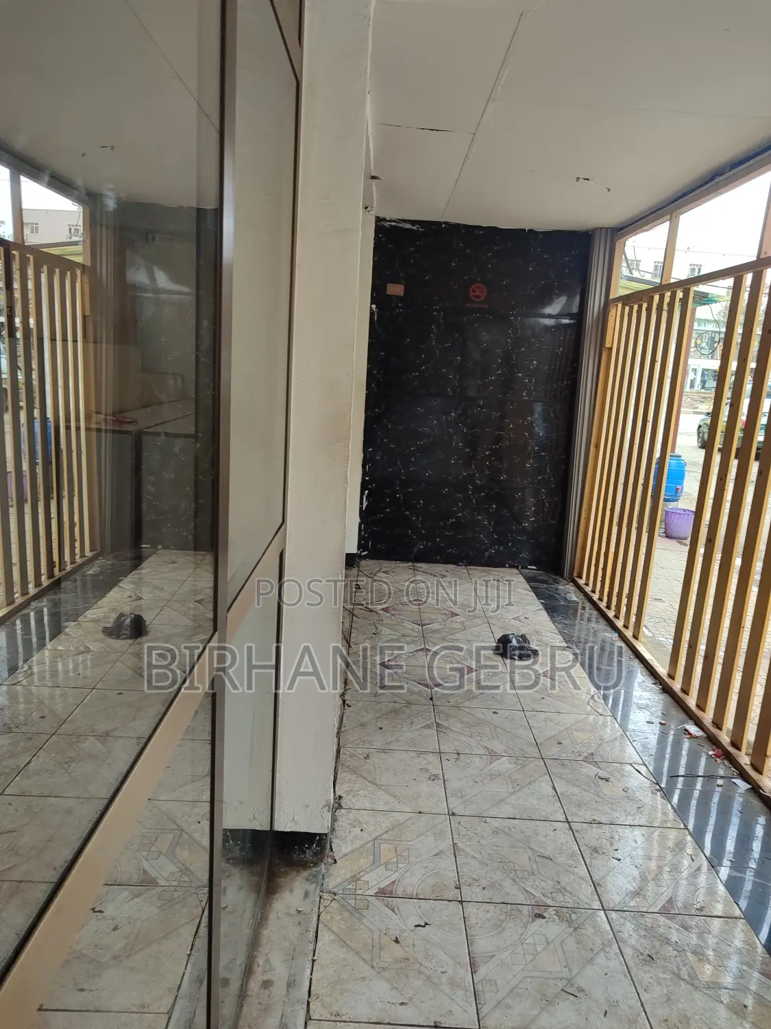 Rent for Resturant Berger Cafe and Other