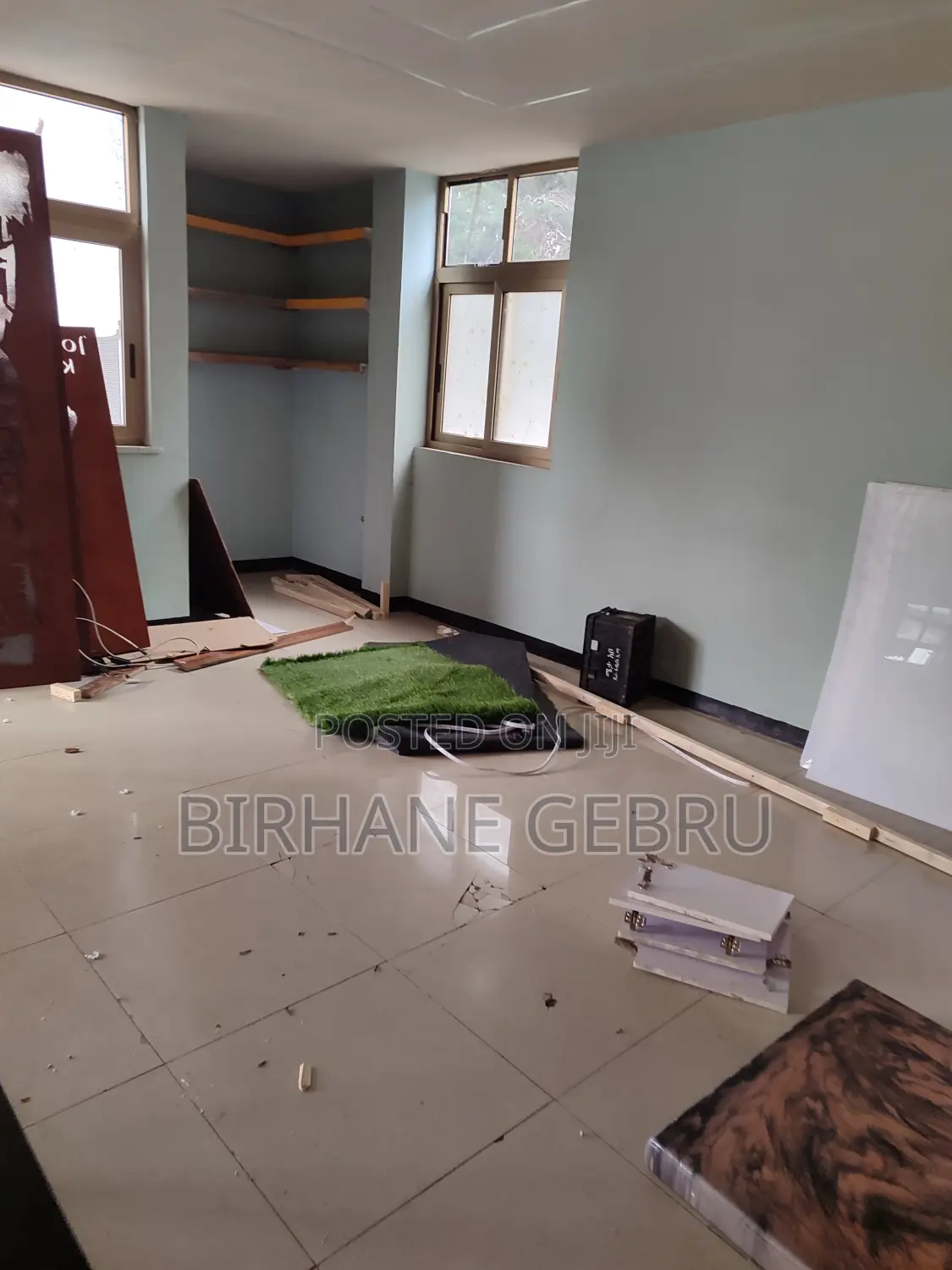 Rent for Resturant Berger Cafe and Other