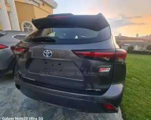 New Toyota Highlander Hybrid 2024 Matt Black