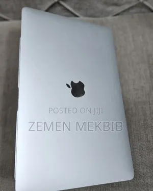 New Laptop Apple MacBook Air 2020 8GB Intel Core I5 SSD 512GB