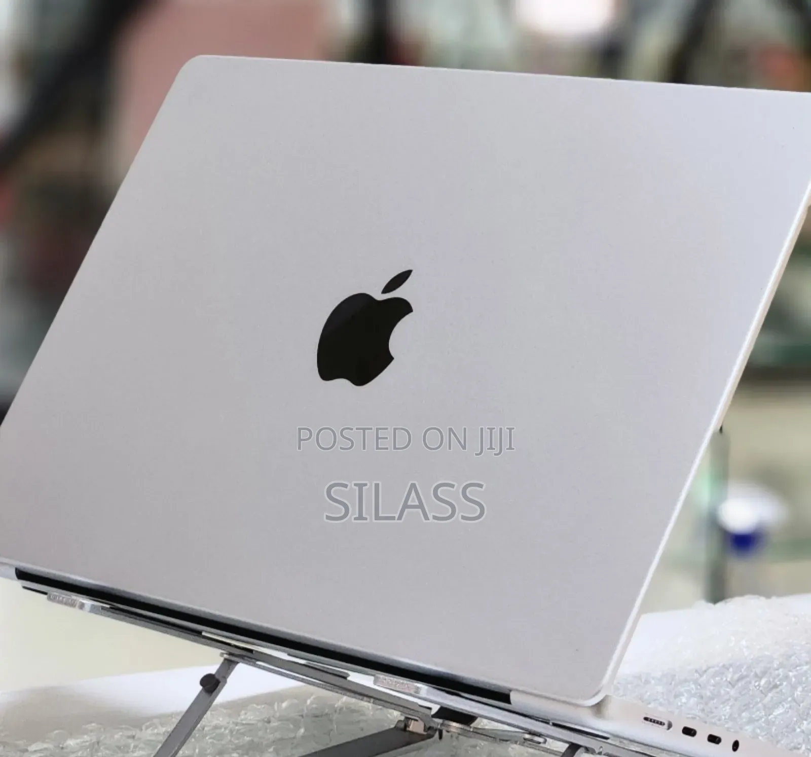 New Laptop Apple MacBook Pro M1 32GB Apple M1 Pro SSD 512GB