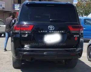 Toyota Land Cruiser 2023 Black