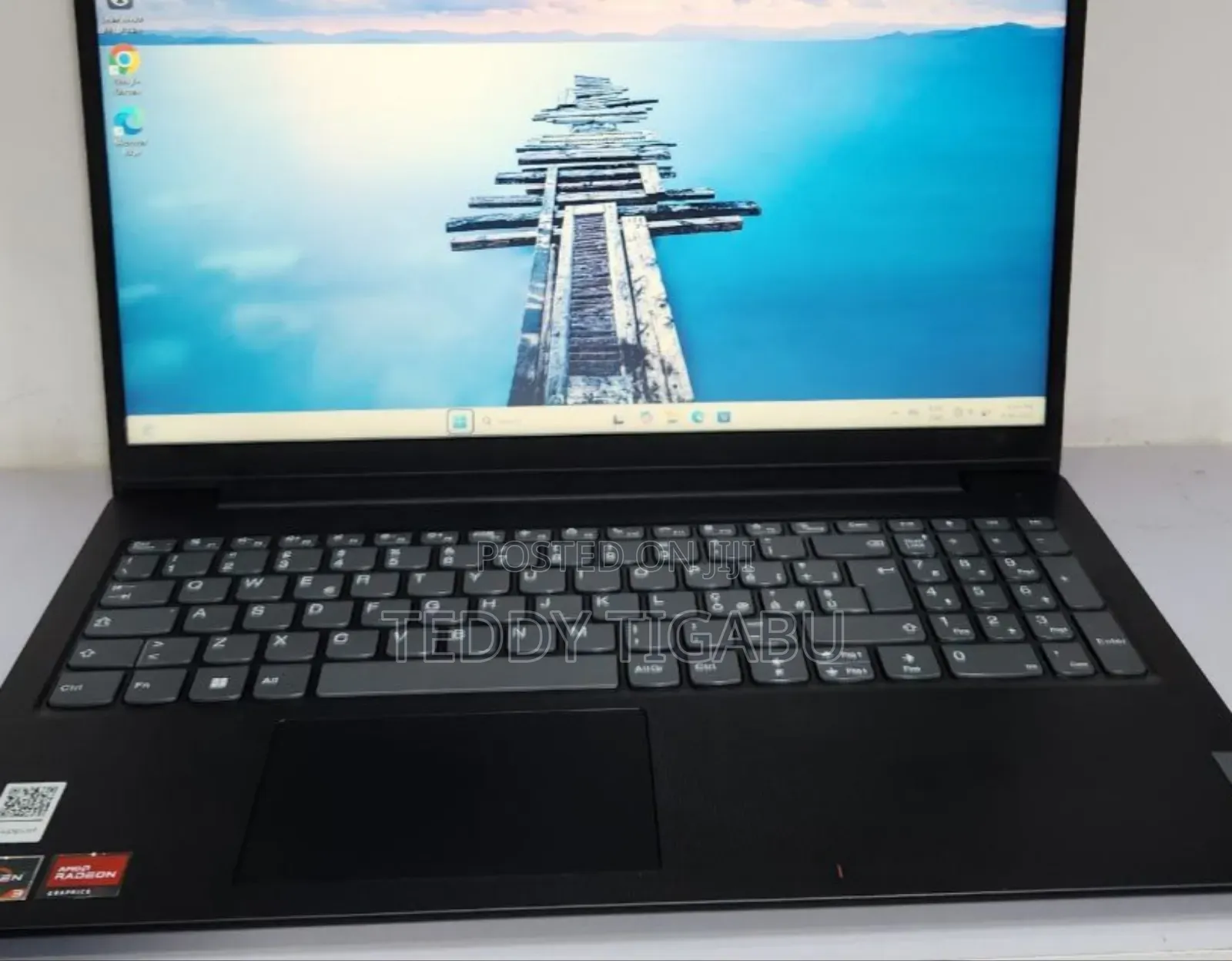 New Laptop Lenovo Ideapad V14 IGL 8GB AMD Ryzen 3 SSD 256GB