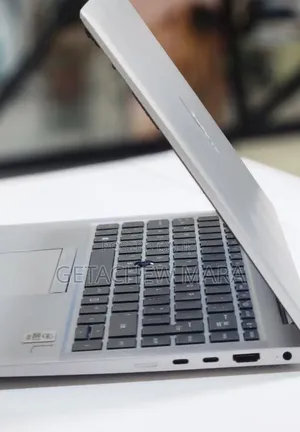 Photo - New Laptop HP EliteBook 840 16GB Intel Core I7 SSD 512GB