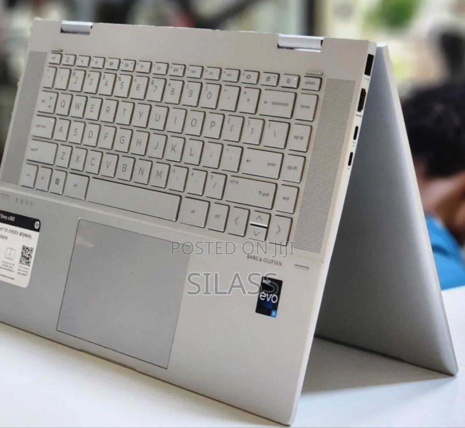 New Laptop HP Envy X360 8GB Intel Core I5 SSD 512GB