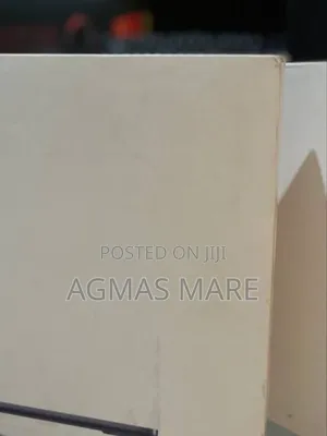 New Laptop Apple MacBook Air 2025 M4 13-Inch 16GB Apple M4 SSD 256GB