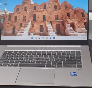 New Laptop HP ZBook 15 16GB Intel Core I7 SSD 512GB