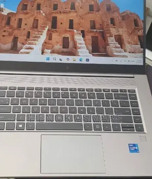 New Laptop HP ZBook 15 16GB Intel Core I7 SSD 512GB