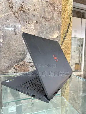 New Laptop Dell Inspiron 15 8GB Intel Core I7 SSD 256GB