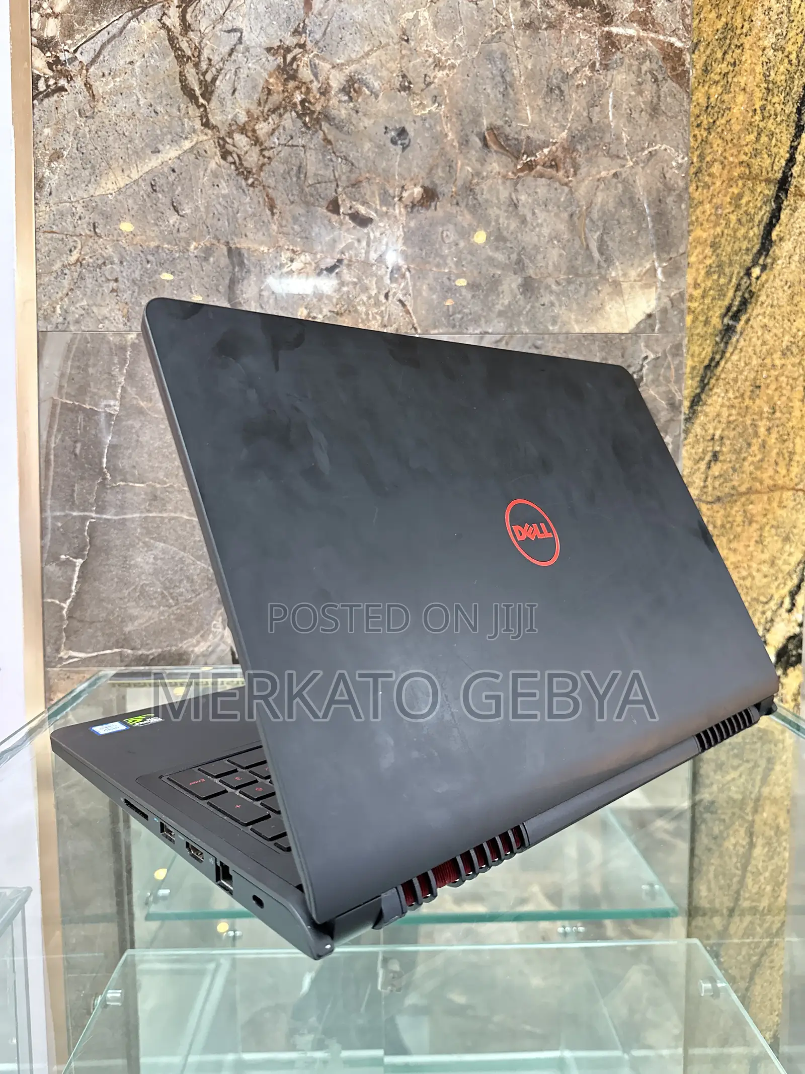 New Laptop Dell Inspiron 15 8GB Intel Core I7 SSD 256GB