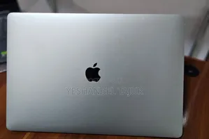 New Laptop Apple MacBook Pro 2019 16GB Intel Core I9 SSD 1T