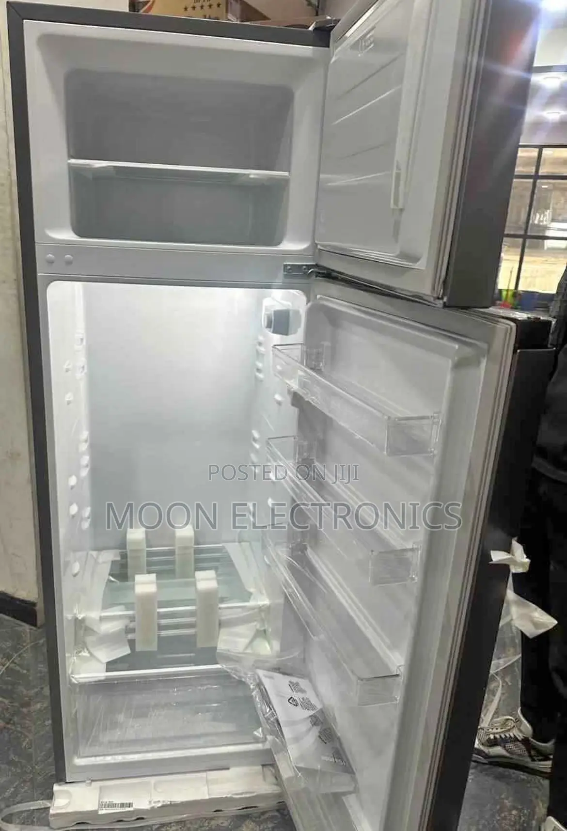 Hisense 310 Liter Refrigerator – Brand New