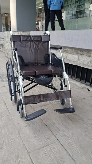 Photo - Potty Wheelchair口wheelchair田wheelchair廿wheelchair手wheelchair田wheelchai