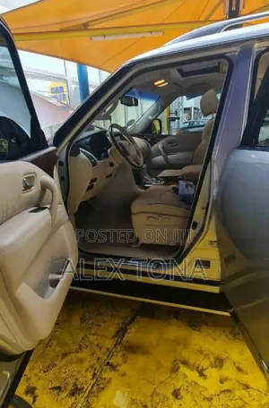 Nissan Patrol 2017 Silver