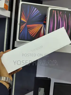 Photo - Apple Watch Series 8