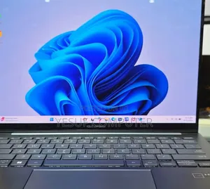 New Laptop Asus ZenBook 13 UX331UN 8GB Intel Core Ultra 5 SSD 512GB