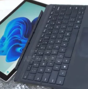 New Laptop Microsoft Surface Pro 5 16GB Intel Core I7 SSD 512GB