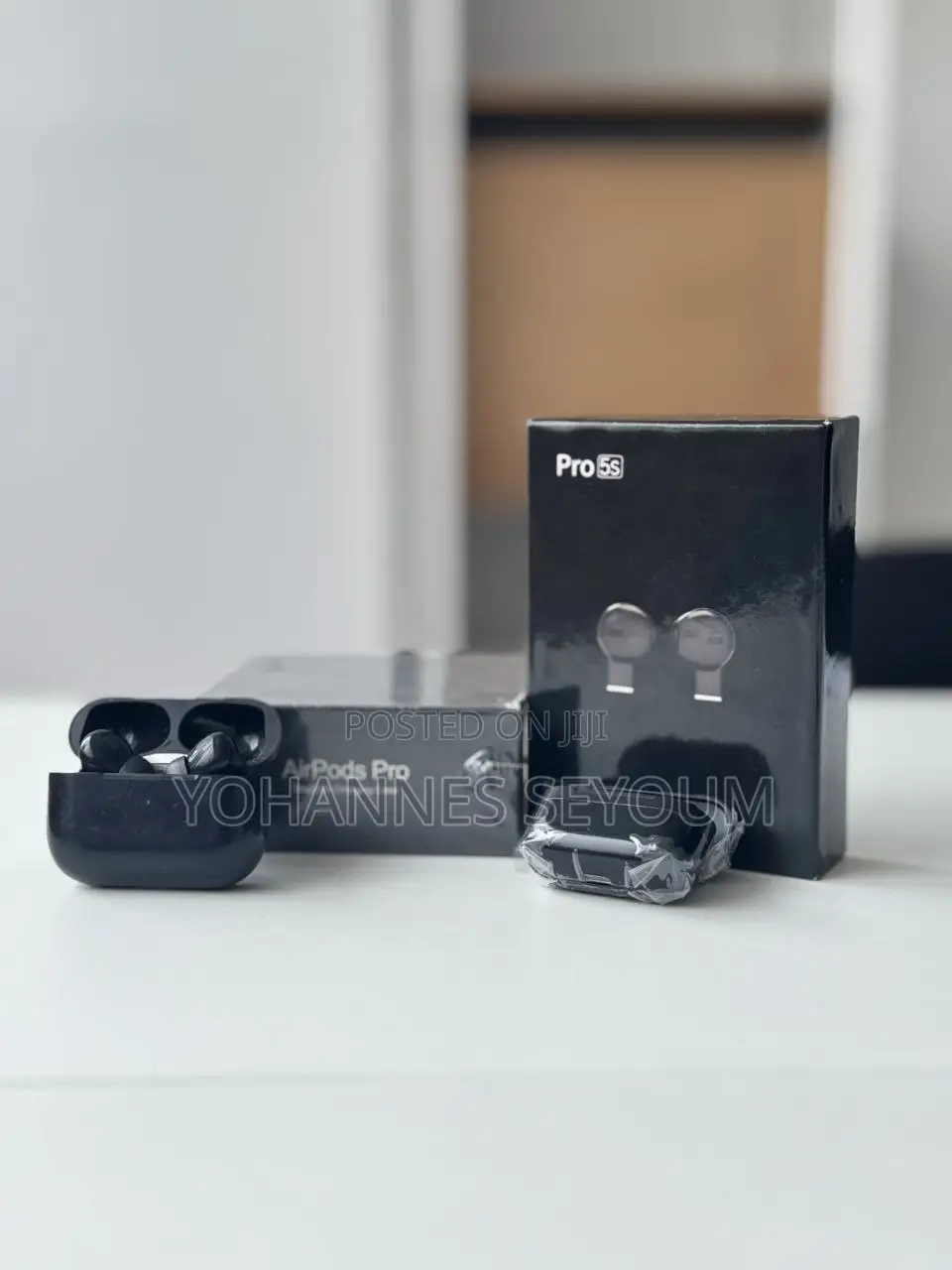 Airpods Pro and Pro 5s