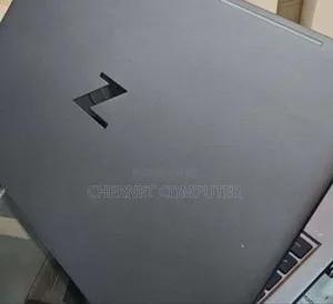 New Laptop HP 32GB Intel Core I7 SSD 512GB