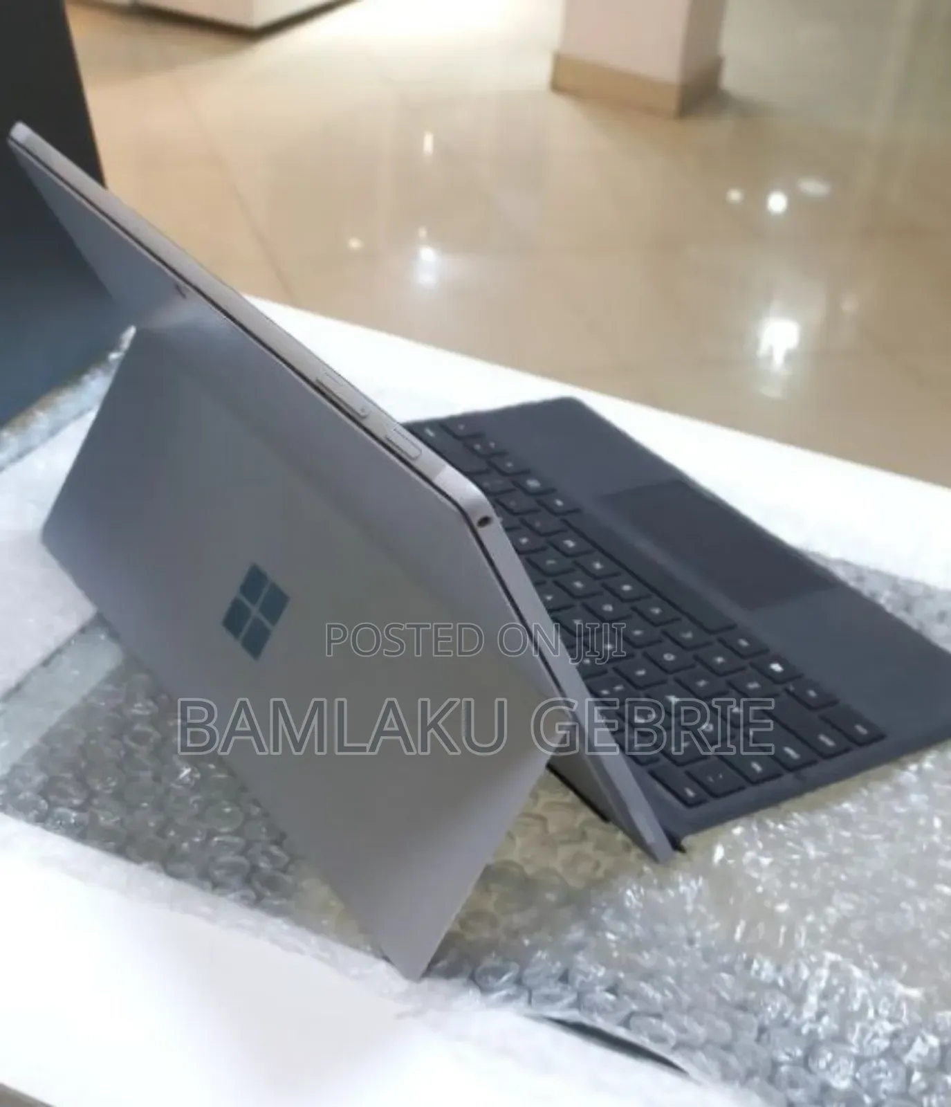 New Laptop Microsoft Surface Pro 5 16GB Intel Core I7 SSD 512GB