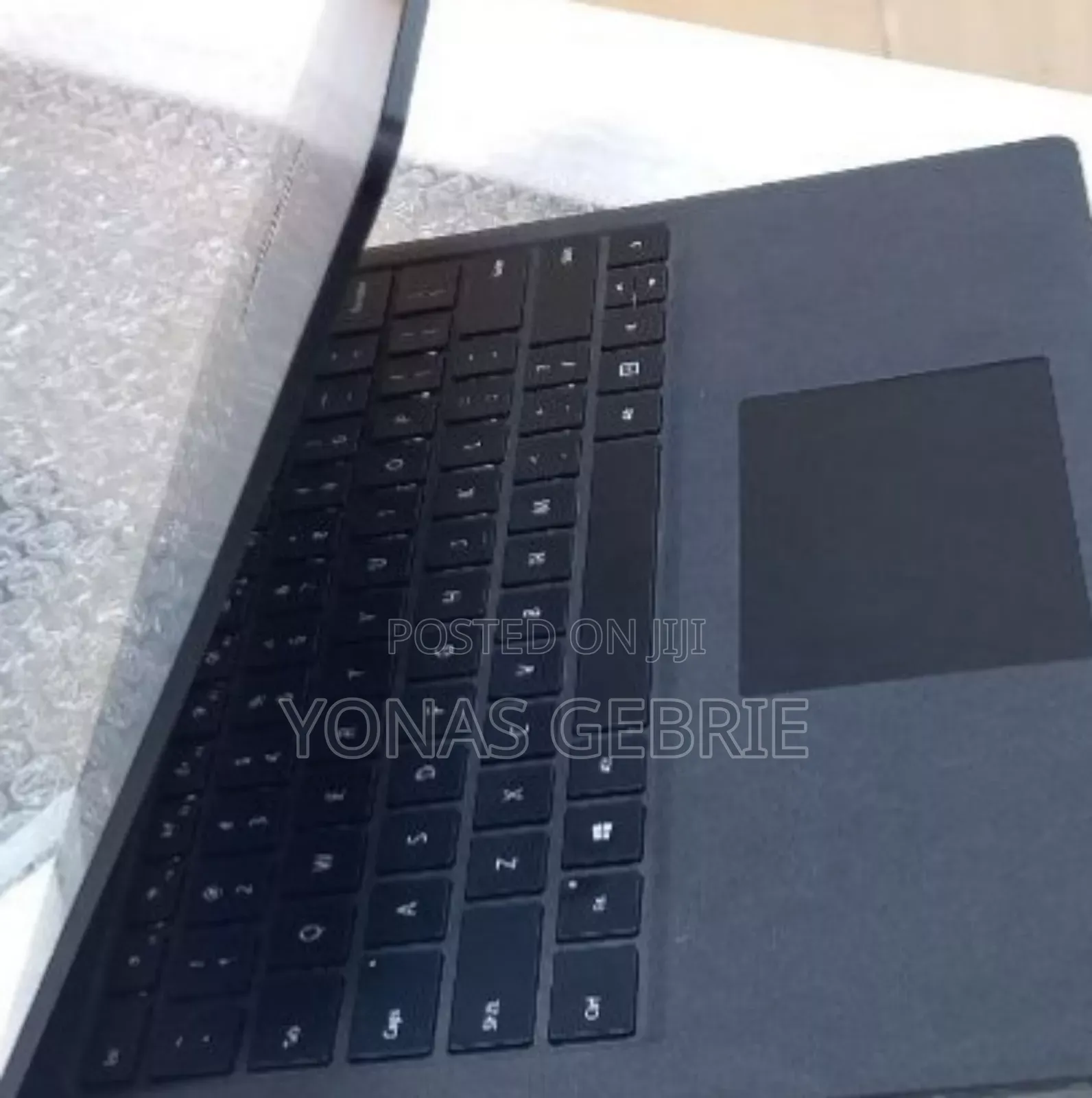 New Laptop Microsoft Surface Laptop 2 16GB Intel Core i7 SSD 512GB